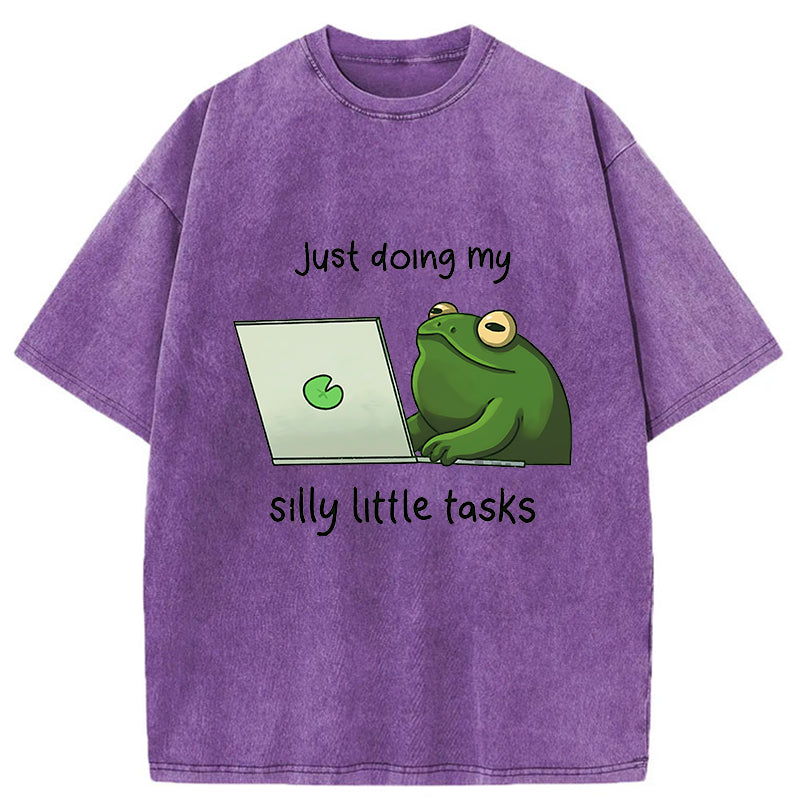 Unisex Silly Frog Is Working Washed T-Shirt