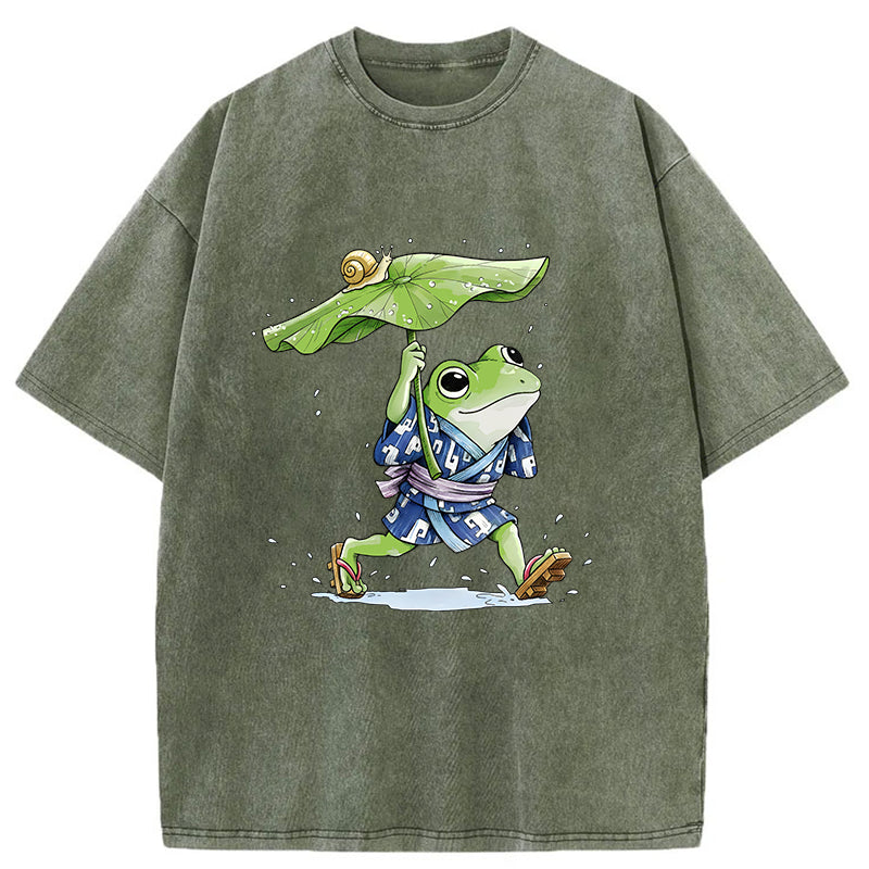 Unisex Frog Seeking Shelter From The Rain Washed T-Shirt