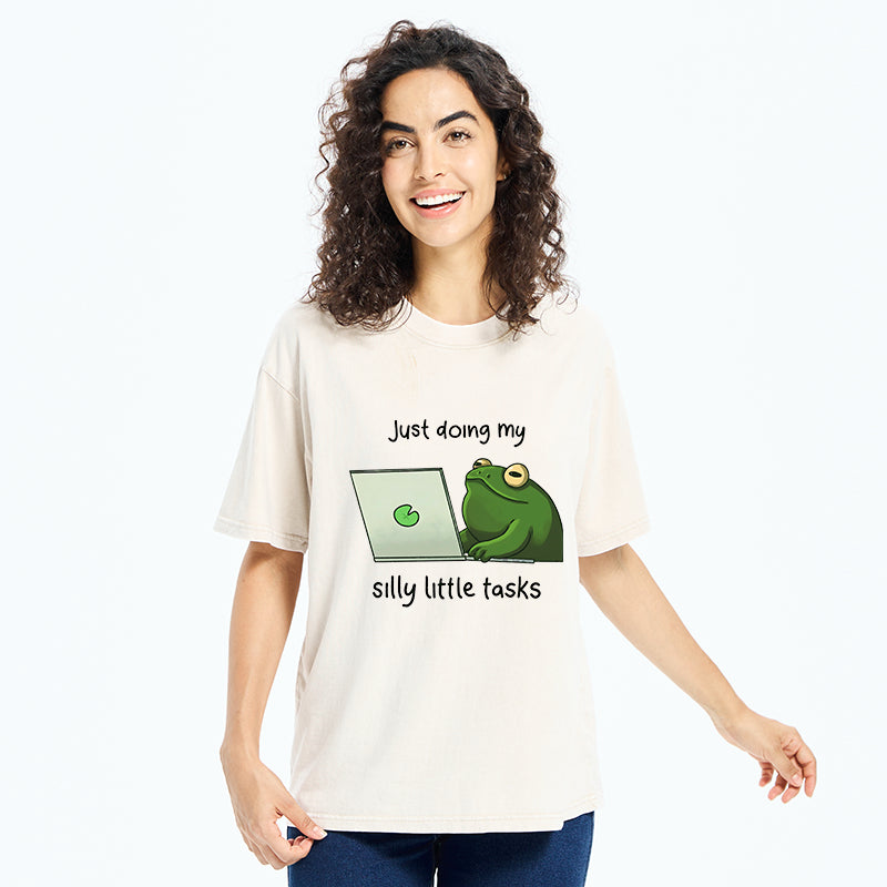 Unisex Silly Frog Is Working Washed T-Shirt