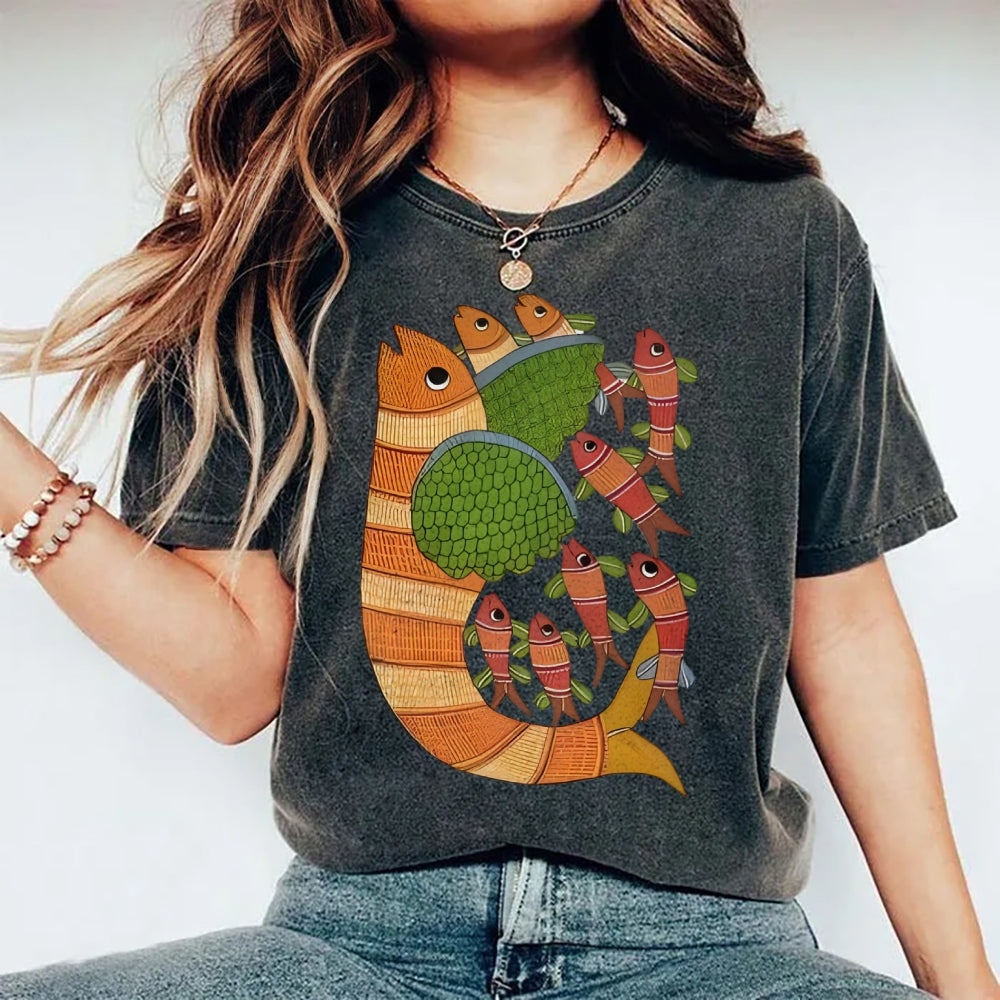 Unisex Vintage Fish Printed Washed Tee