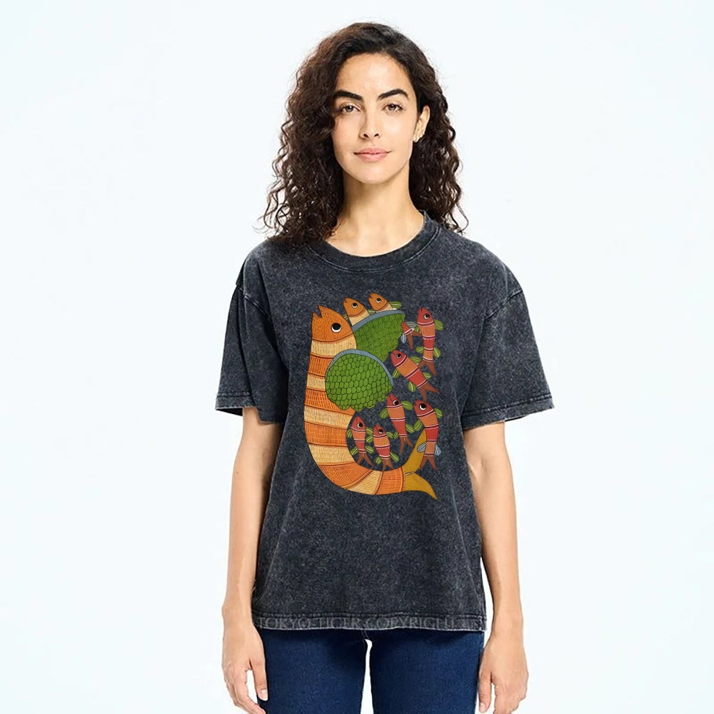 Unisex Vintage Fish Printed Washed Tee
