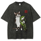 Unisex Cat Holding A Frog Printed Washed Tee