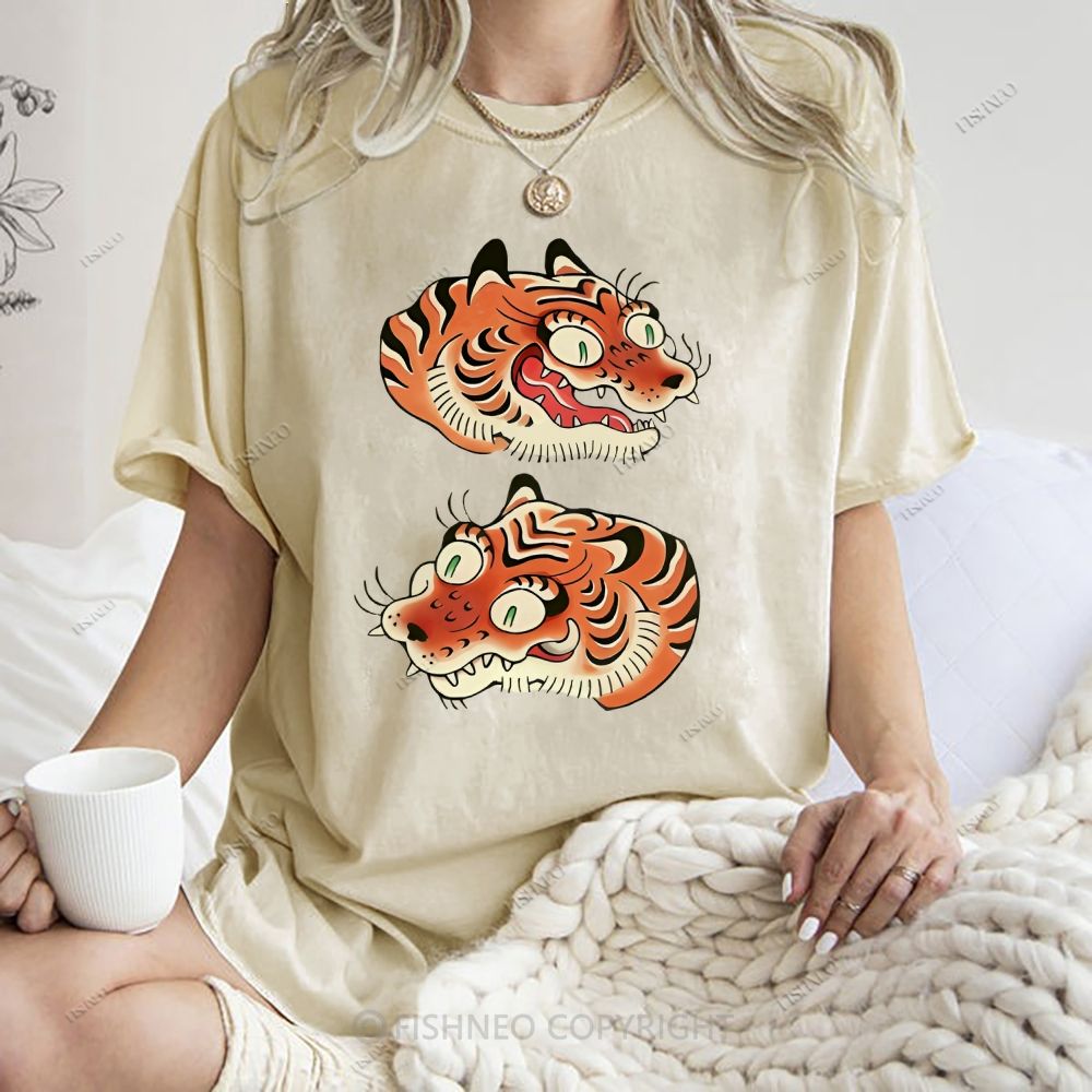 Unisex Vintage Tiger Printed Washed Tee