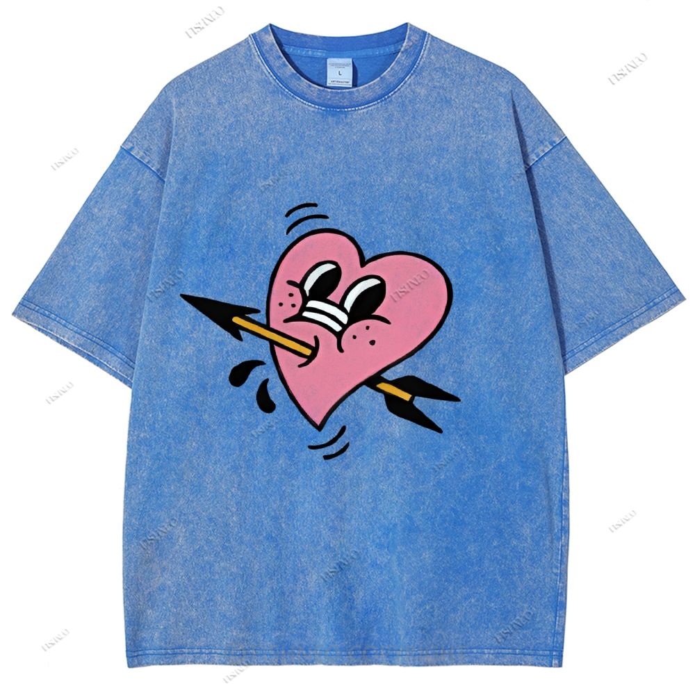 Unisex Pink Heart With Arrow Printed Washed Tee