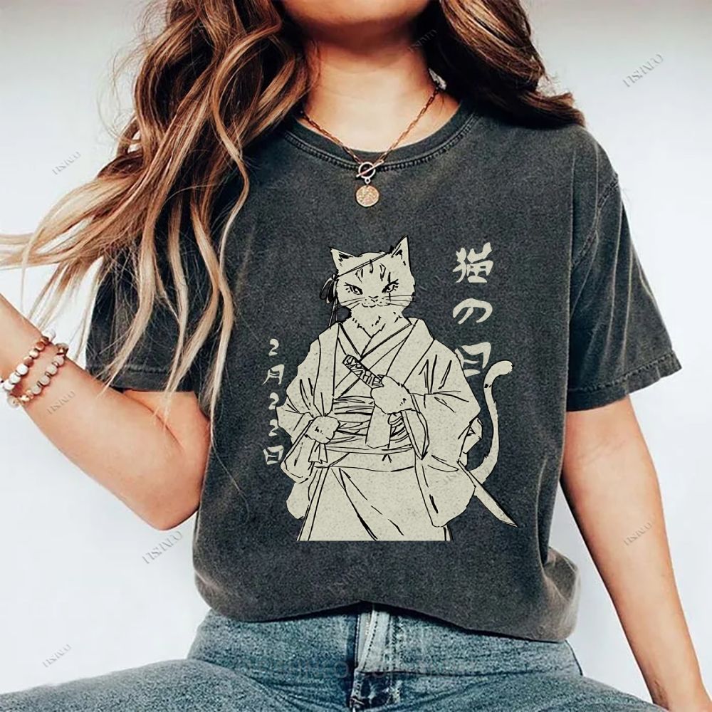 Unisex Japanese Cat Samurai Printed Washed Tee