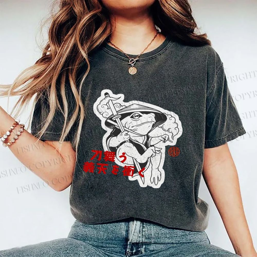 Unisex Japanese Vintage Frog Samurai Smoking Printed Washed Tee
