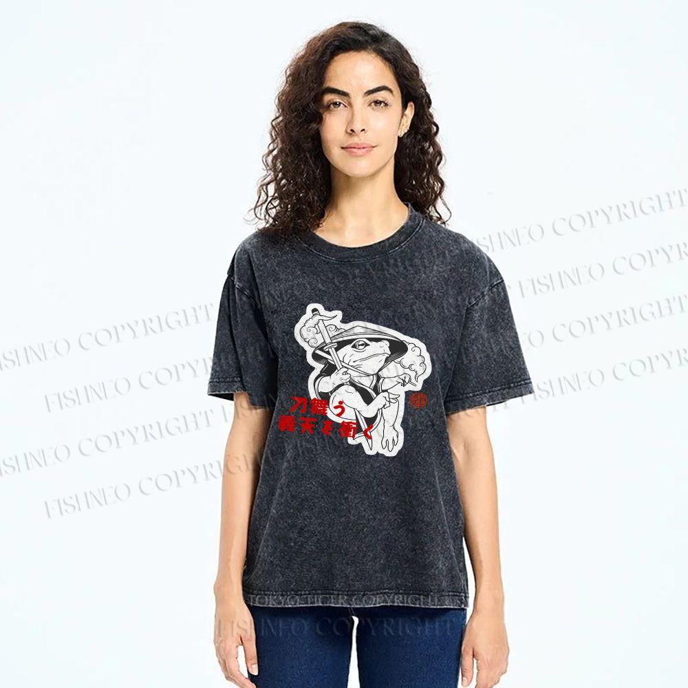 Unisex Japanese Vintage Frog Samurai Smoking Printed Washed Tee