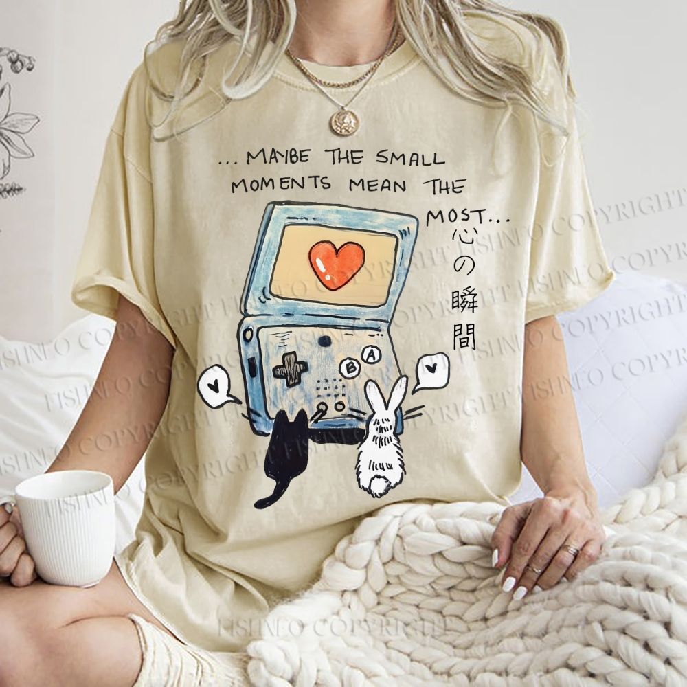 Unisex Heart Moment Printed Washed Tee