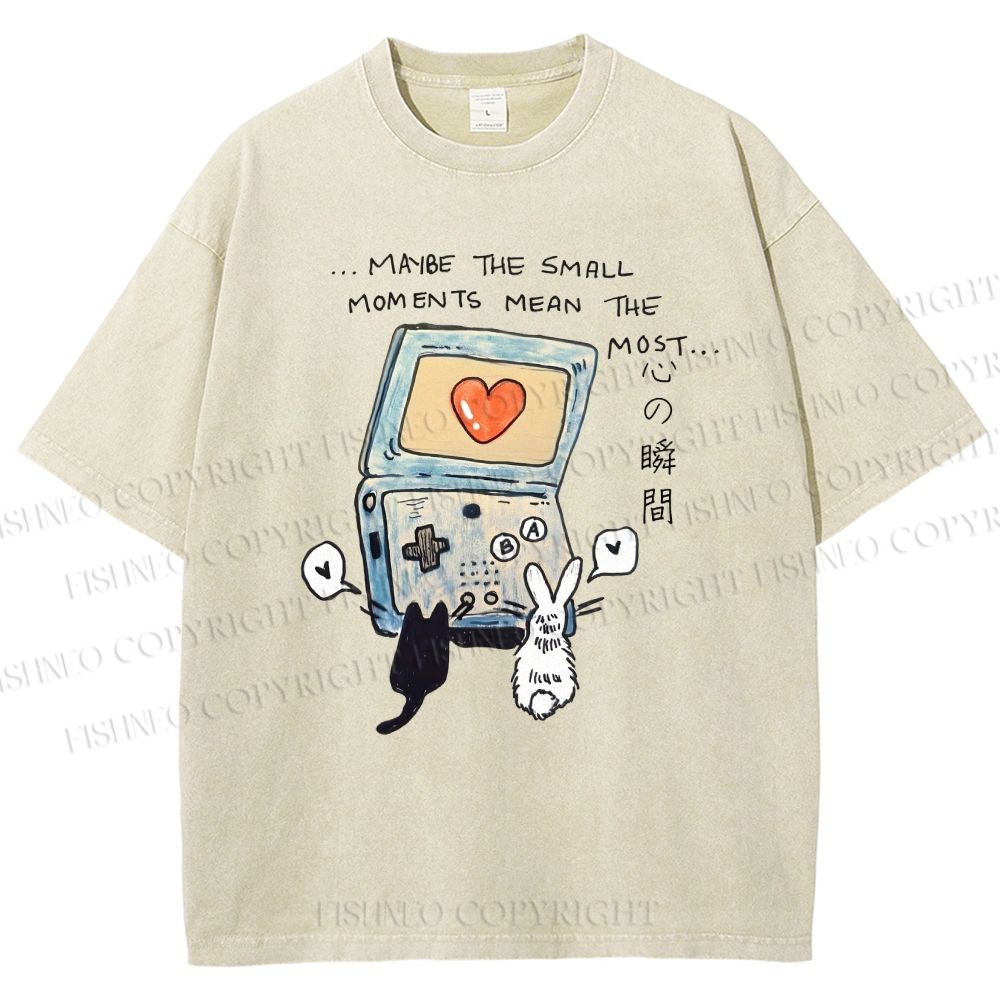 Unisex Heart Moment Printed Washed Tee