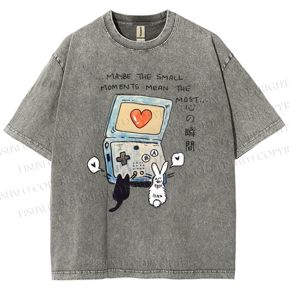 Unisex Heart Moment Printed Washed Tee