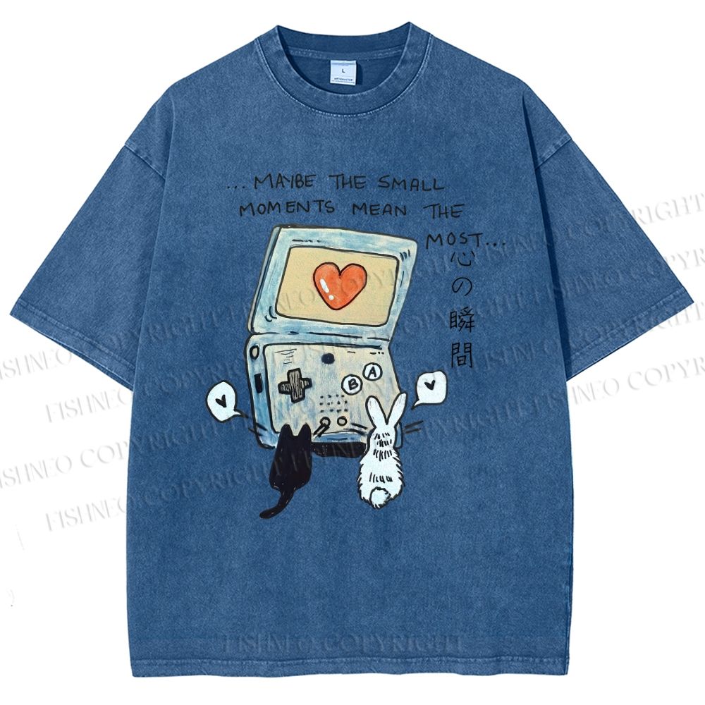 Unisex Heart Moment Printed Washed Tee