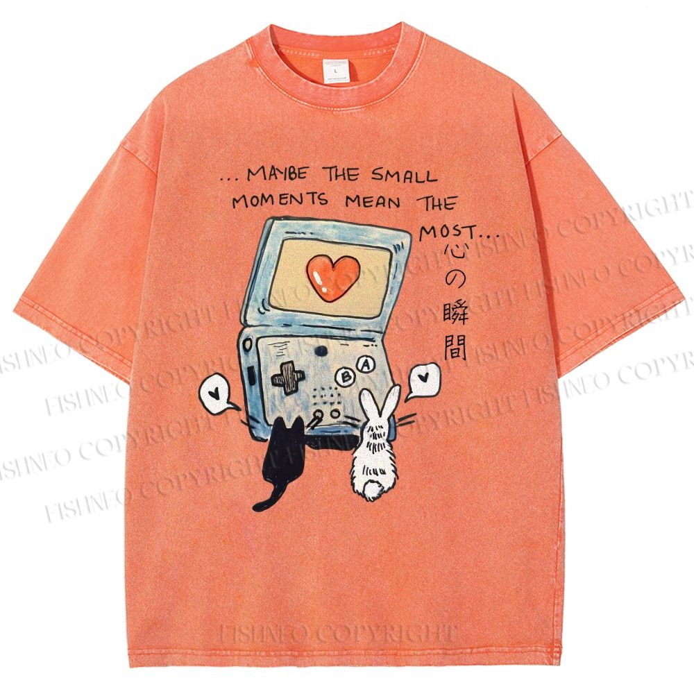 Unisex Heart Moment Printed Washed Tee