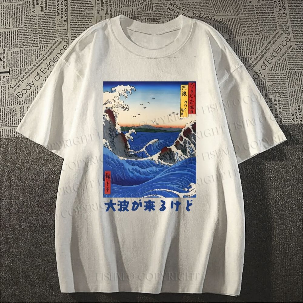 Unisex Japanese Wave Art Classic Cotton T-shirt