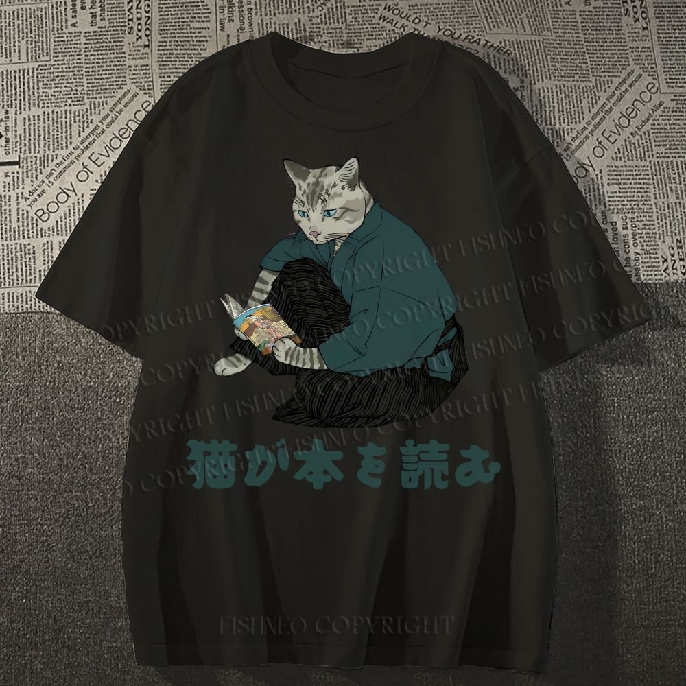 Unisex Japanese Clever Cat Is Reading Book Classic Cotton T-shirt