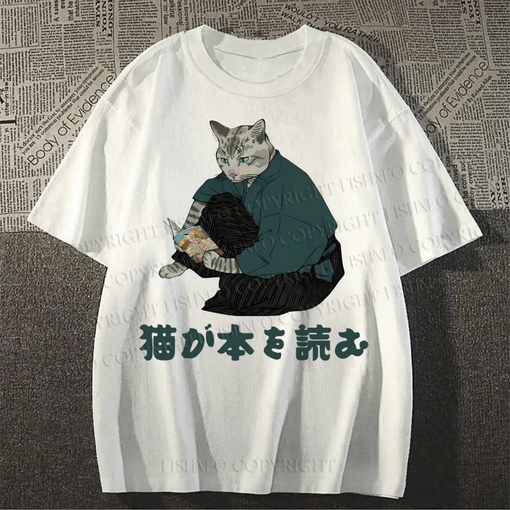 Unisex Japanese Clever Cat Is Reading Book Classic Cotton T-shirt