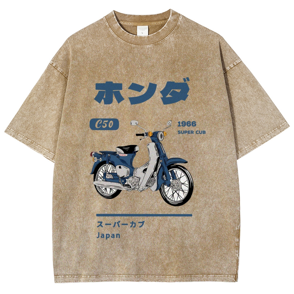 Honda C50 Super Cub Motorcycle Vintage Wash Japanese Design T-Shirt