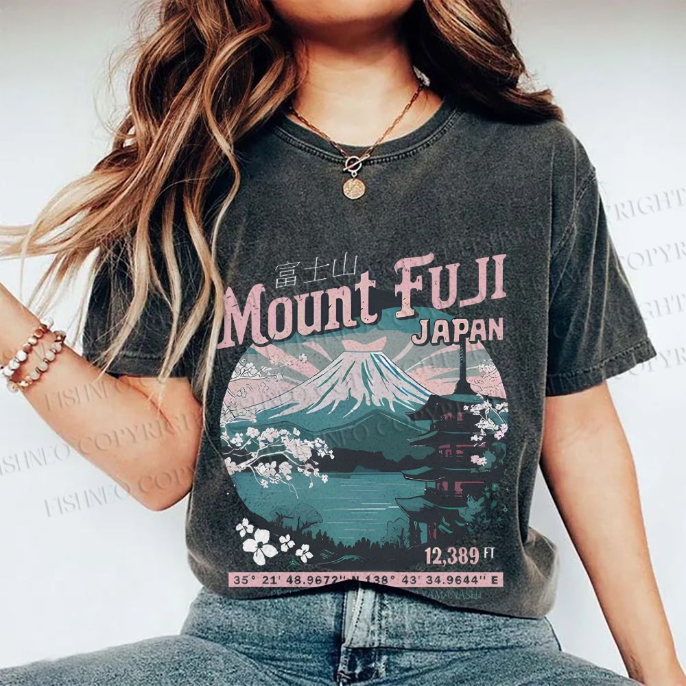 Unisex Mountain Fuji Japan Vintage Printed Washed Tee