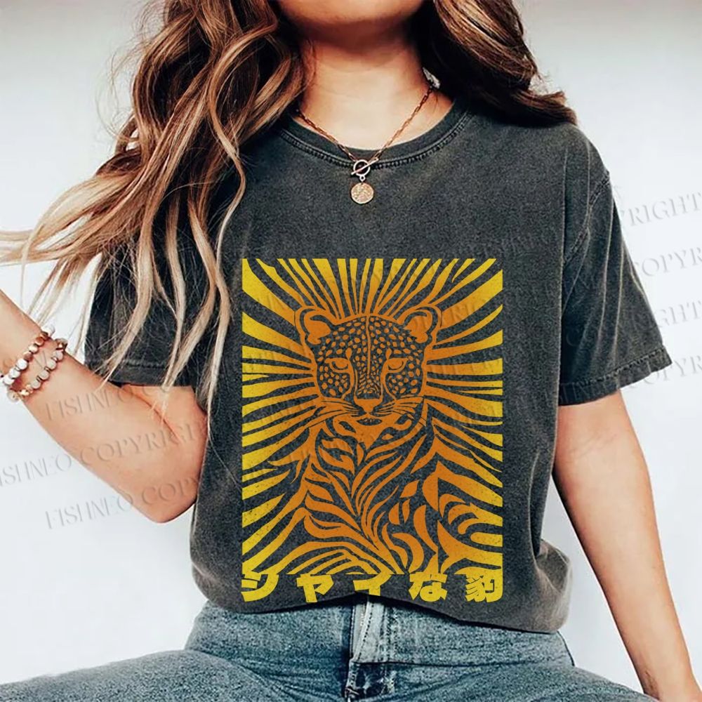 Unisex Japanese Shy Leopard Printed Washed Tee