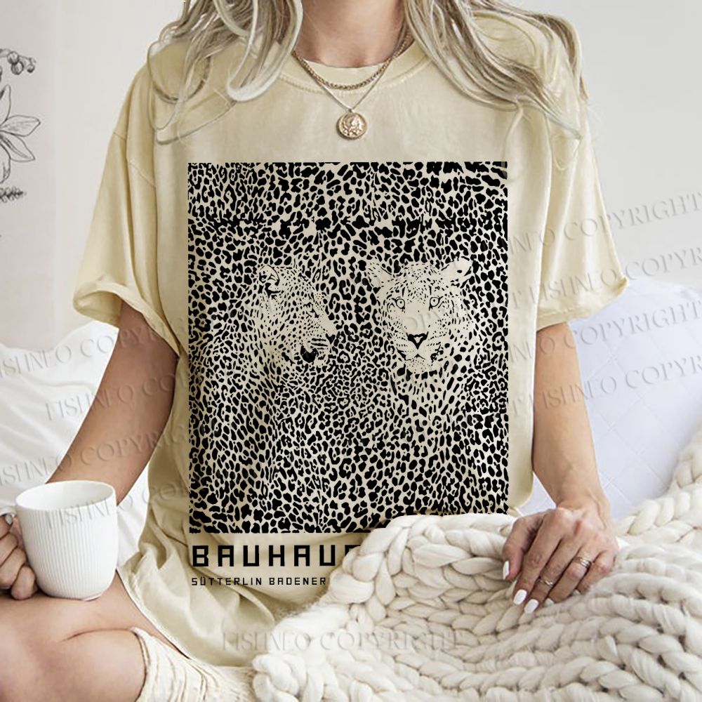Unisex Bauhaus Style Leopard Printed Washed Tee