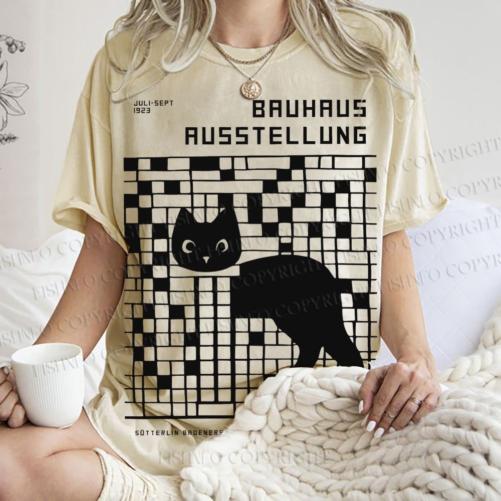 Unisex Bruhaus Ausstellung Cat Printed Washed Tee