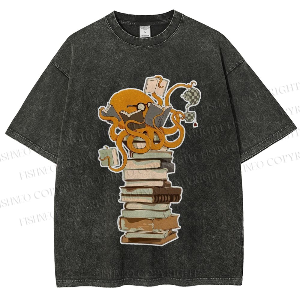 Unisex Vintage Wise Octopus Reading Books Printed Washed Tee