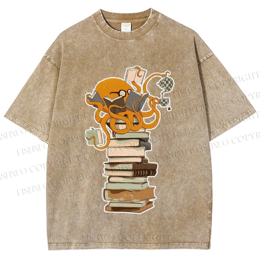 Unisex Vintage Wise Octopus Reading Books Printed Washed Tee