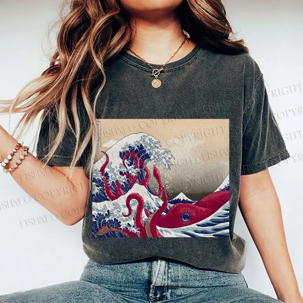Unisex Vintage Japanese Wave Octopus Printed Washed Tee