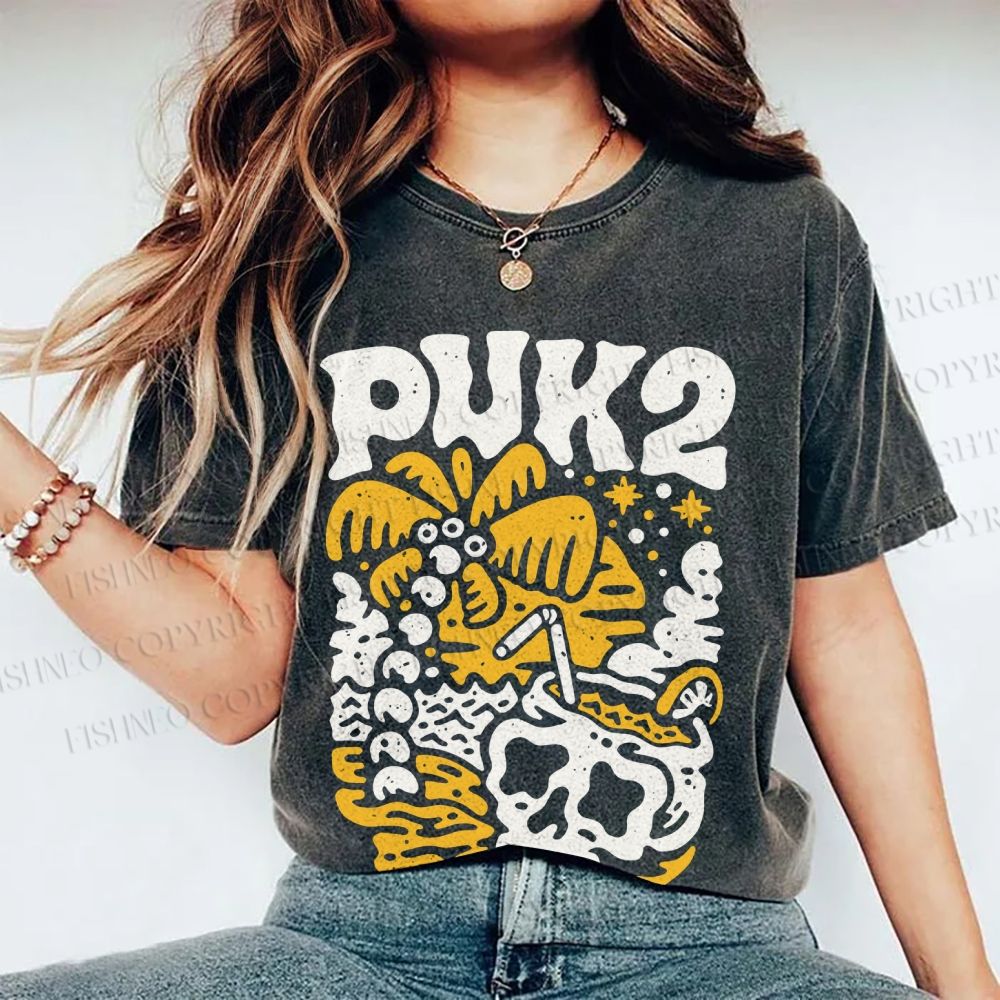 Unisex Vintage Skull On The Beach Printed Washed Tee