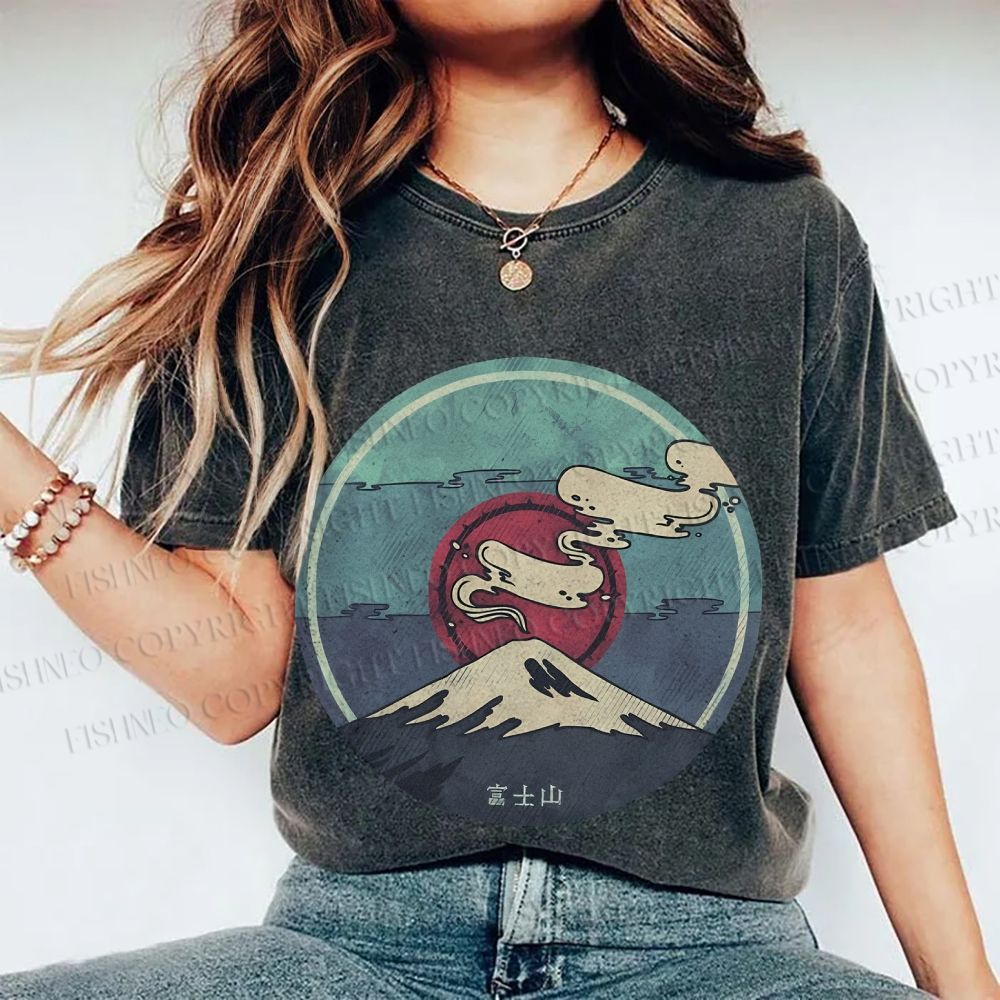 Unisex Vintage Japanese Mount Fuji Printed Washed Tee