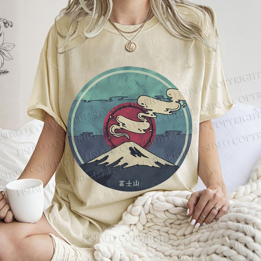 Unisex Vintage Japanese Mount Fuji Printed Washed Tee