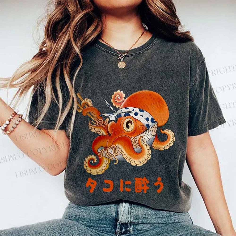 Unisex Vintage Japanese Octopus In Ramen Bowl Get Drunk Printed Washed Tee
