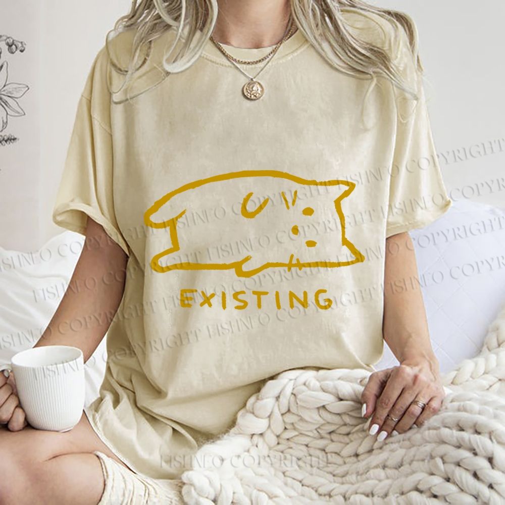 Unisex Laying Cat Existing Printed Washed Tee