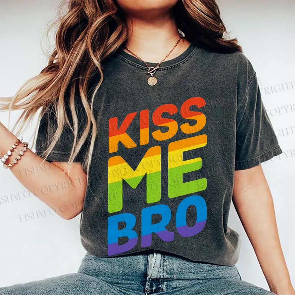 Unisex Pride Kiss Me Bro Printed Washed Tee