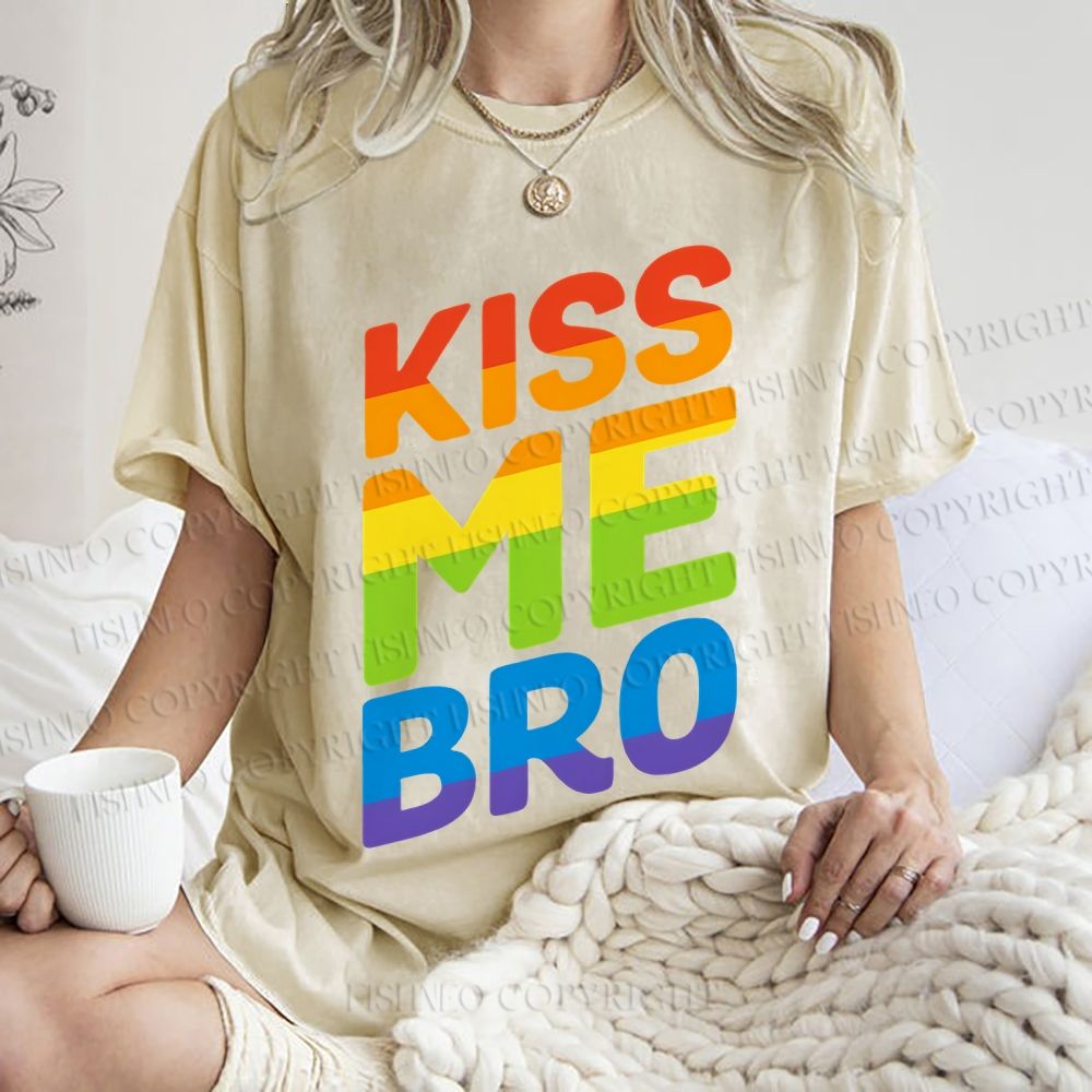 Unisex Pride Kiss Me Bro Printed Washed Tee