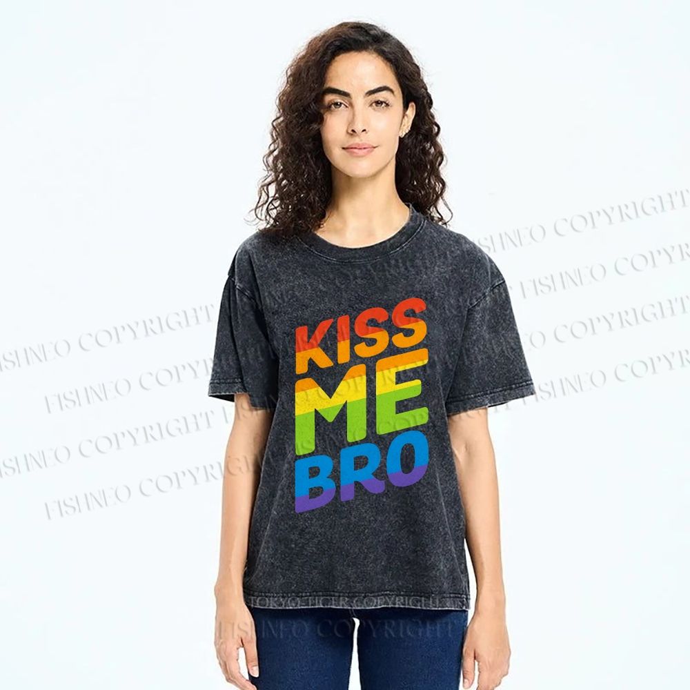 Unisex Pride Kiss Me Bro Printed Washed Tee