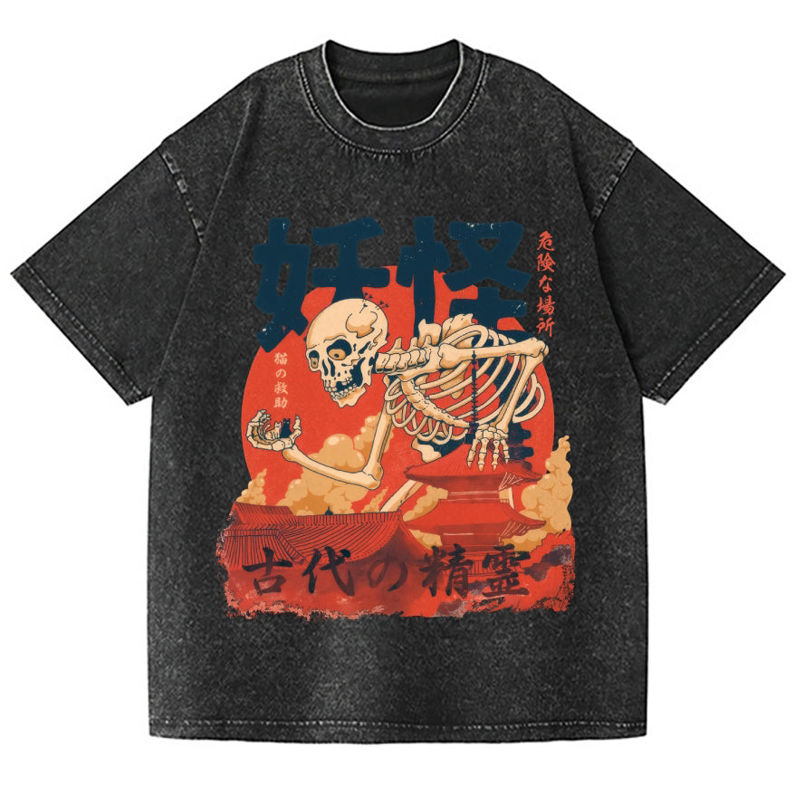 Unisex Yokai Rescuing Cats Vintage Wash Japanese Design T-Shirt