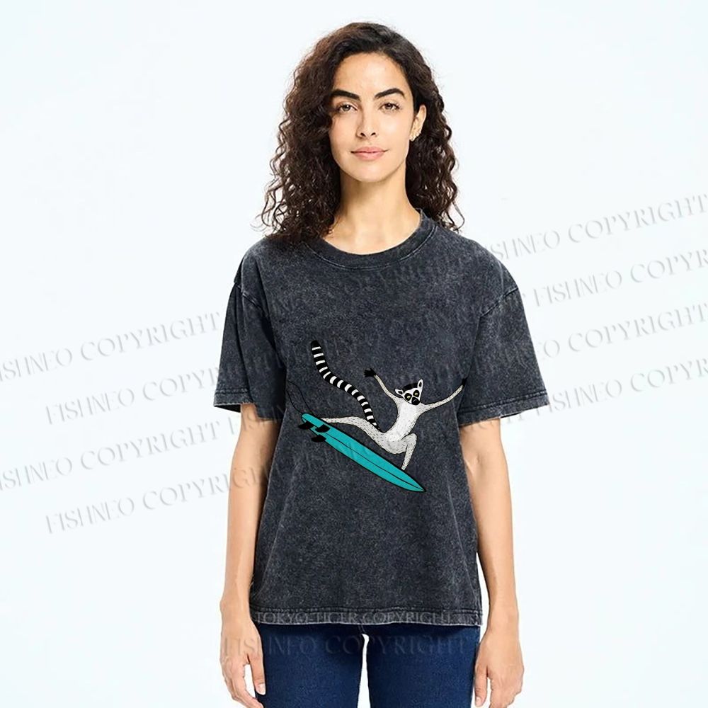 Unisex Lemur catta Skating Printed Washed Tee