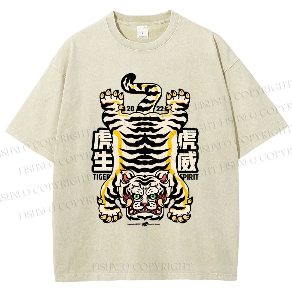 Unisex Vintage Strong Tiger Printed Washed Tee