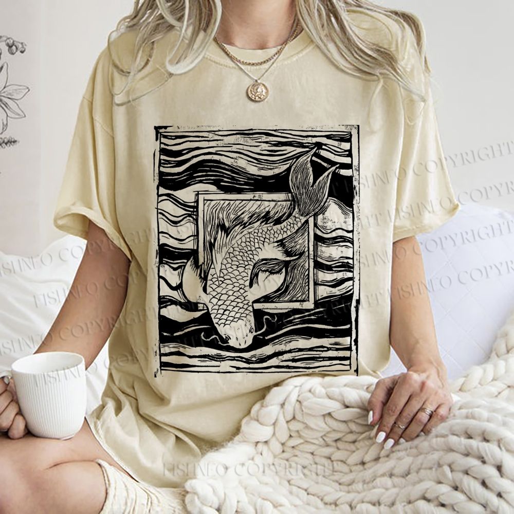 Unisex Vintage Koi Fish Printed Washed Tee