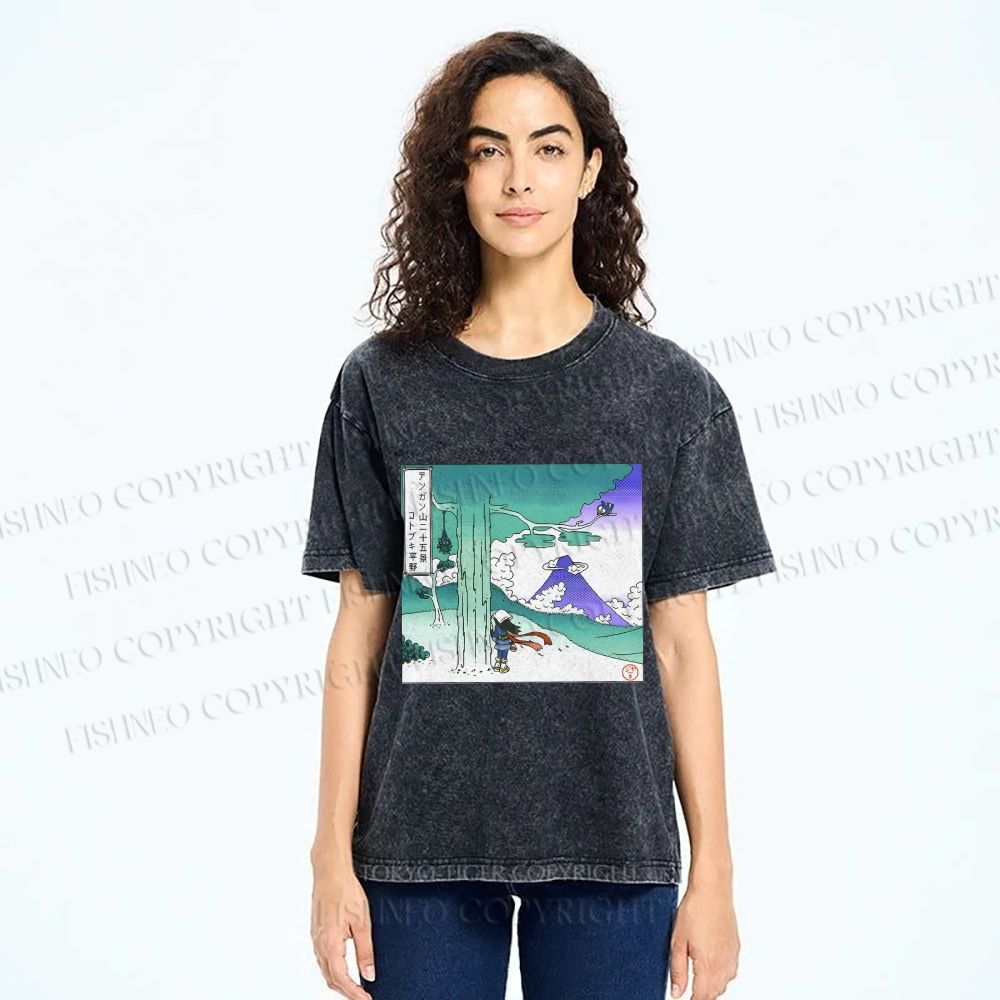 Unisex Vintage Cyber Mount Fuji Graffiti Printed Washed Tee