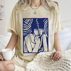 Unisex Vintage Smoking Lady Printed Washed Tee