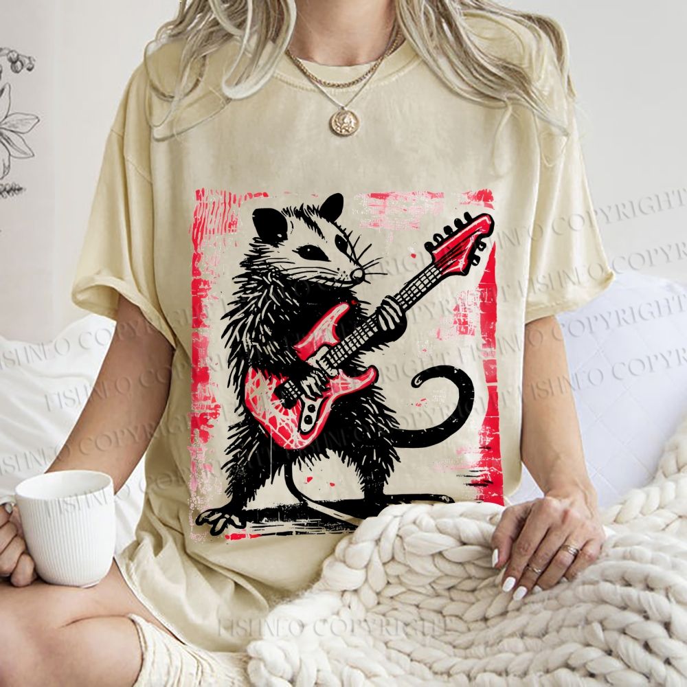 Unisex Vintage Rat Playing Bass Printed Washed Tee