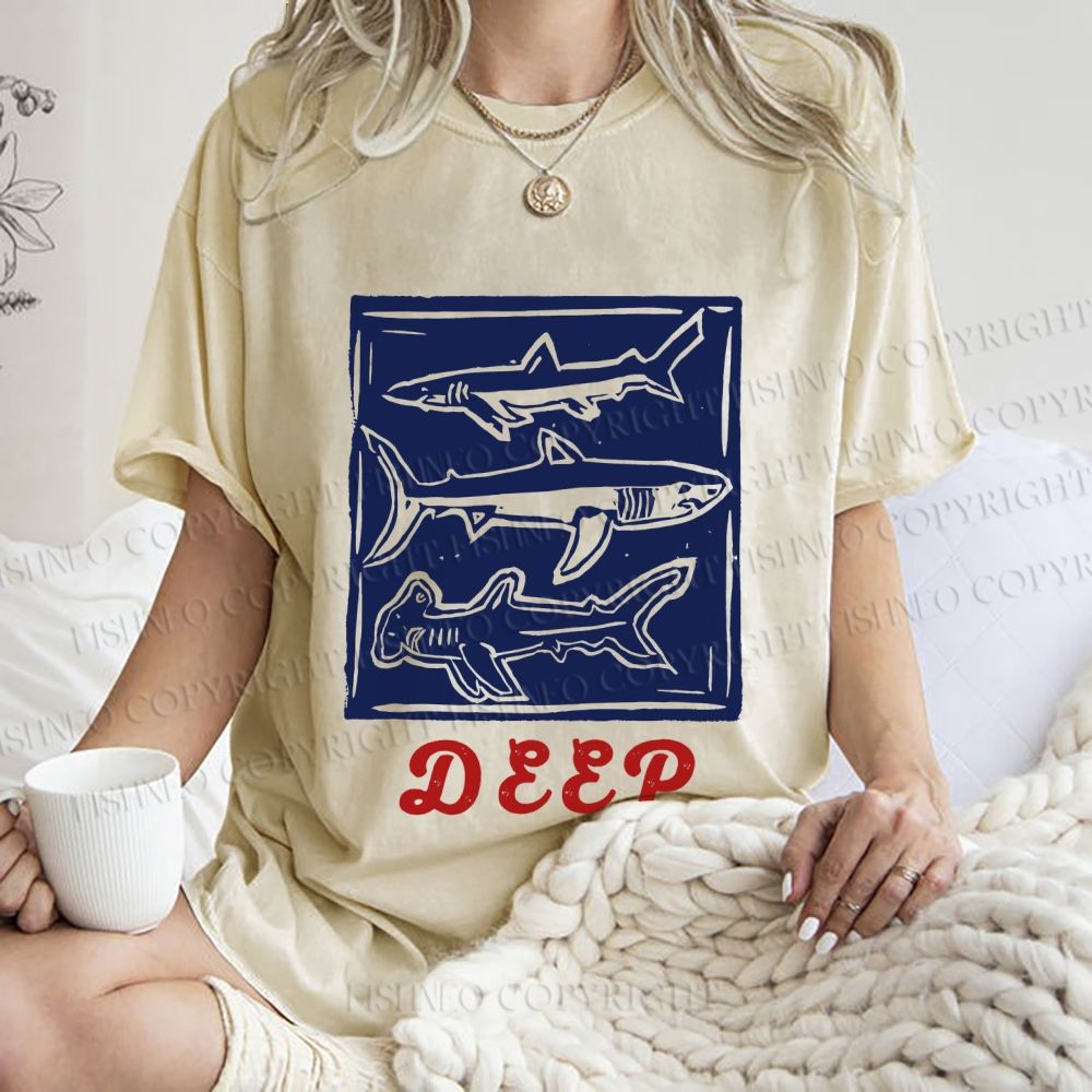 Unisex Vintage Shark Deep Sea Printed Washed Tee