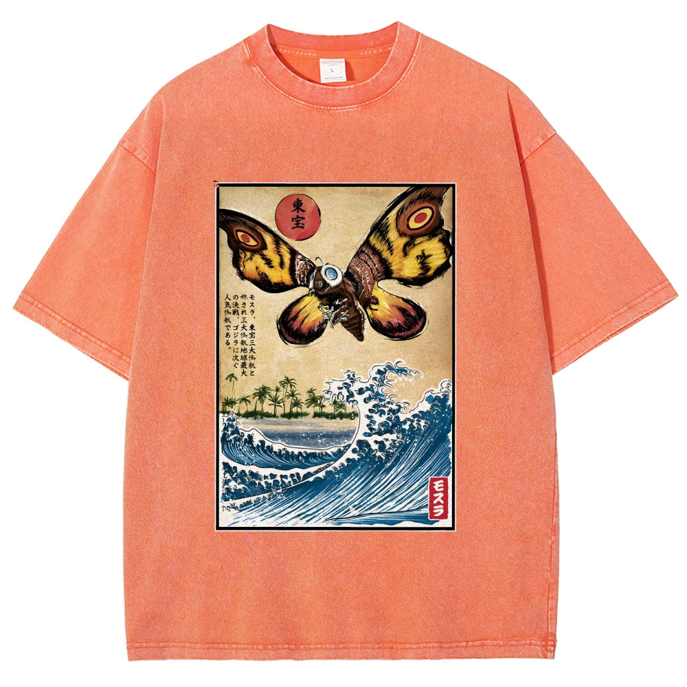 Giant Moth in Japan Vintage Washed T-shirt