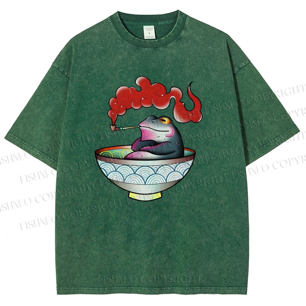 Unisex Smoking Frog Printed Washed Tee