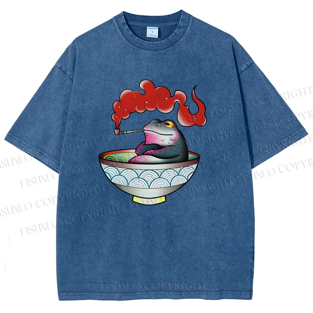 Unisex Smoking Frog Printed Washed Tee