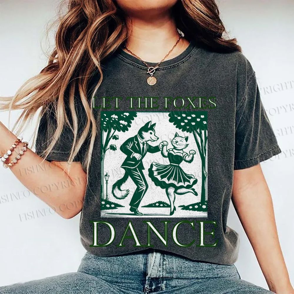 Unisex Let The Foxes Dance Printed Washed Tee
