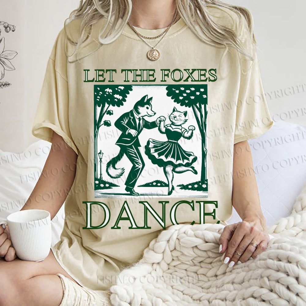 Unisex Let The Foxes Dance Printed Washed Tee