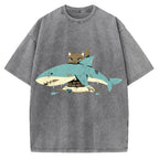 Cat who loves fish Vintage Washed T-shirt