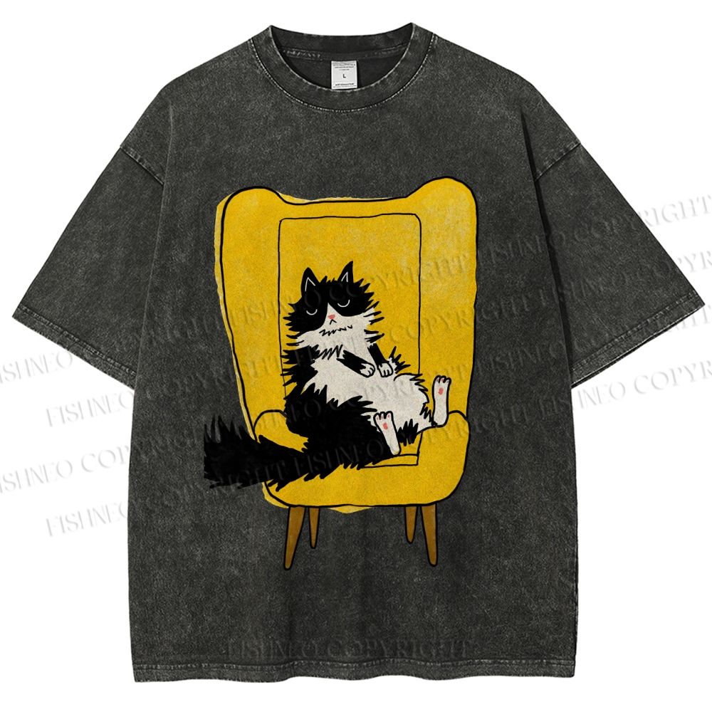 Unisex Vintage Cat On Sofa Printed Washed Tee